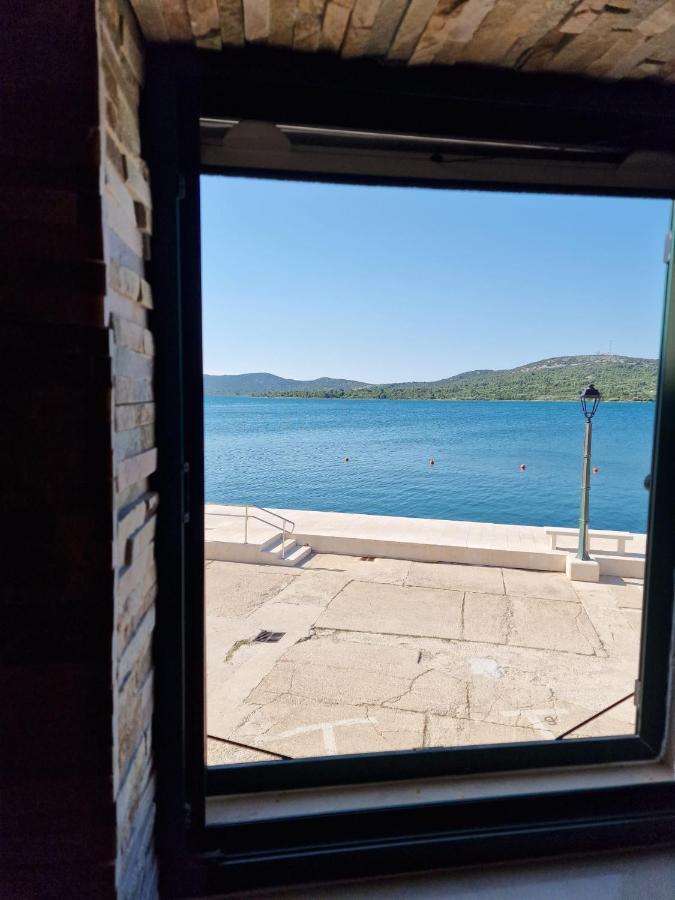 House Riva Leilighet Pirovac Eksteriør bilde
