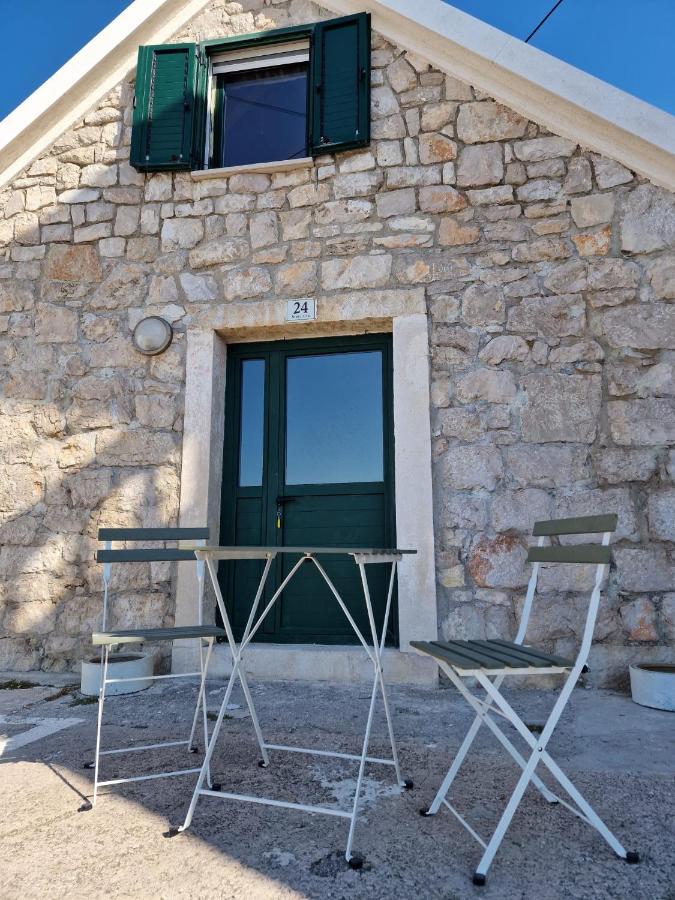 House Riva Leilighet Pirovac Eksteriør bilde